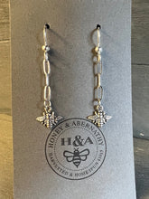 Load image into Gallery viewer, Bee Outdoors Collection