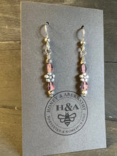 Load image into Gallery viewer, Bee Outdoors Collection