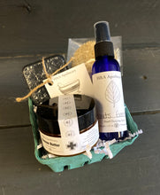 Load image into Gallery viewer, Hand Care Basics Gift Set