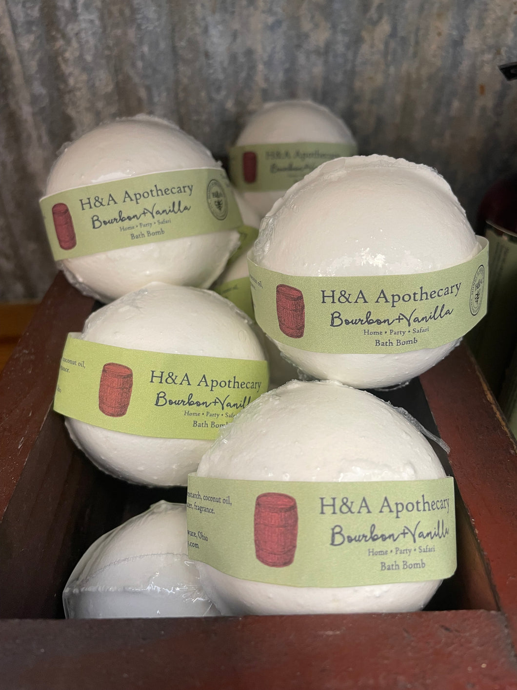 H&A Apothecary Bourbon + Vanilla Bath Bomb