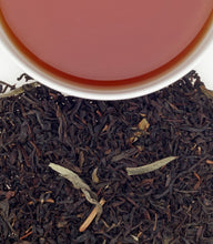 Load image into Gallery viewer, Harney &amp; Sons Classic Earl Grey Supreme Tea Sachets
