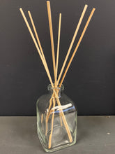 Load image into Gallery viewer, H&amp;A Apothecary Fragrance Reed Diffuser - Alpine Trail
