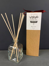 Load image into Gallery viewer, H&amp;A Apothecary Fragrance Reed Diffuser - Alpine Trail
